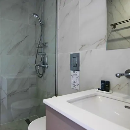 Phaedrus Living: Seaview Luxury Flat Limnaria 151