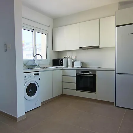 Apartament Phaedrus Living: Seaview Luxury Flat Limnaria 151