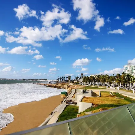 Phaedrus Living: Seaview Luxury Flat Limnaria 151 パ フォス